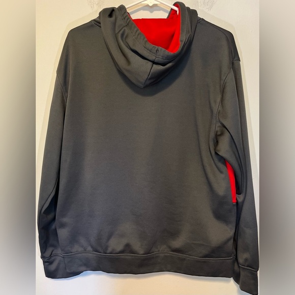 NHL Chicago Blackhawks Gray and Red Men's Sweatshirt Hoodie Size M - Picture 2 of 6